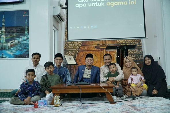 BELAJAR KOMUNIKASI DARI GURU NGAJI KAMPUNG